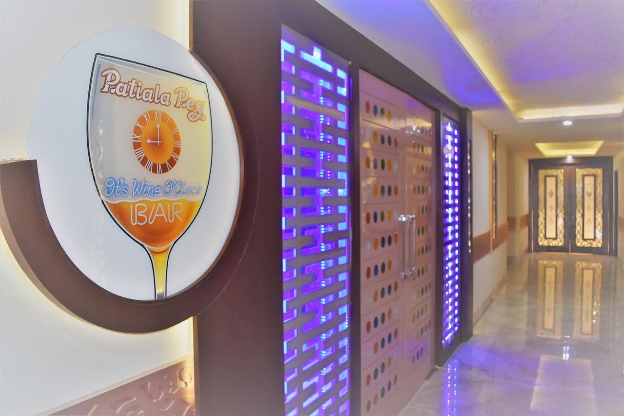 Hotel Ashish Continental ฟักวารา ภายนอก รูปภาพ